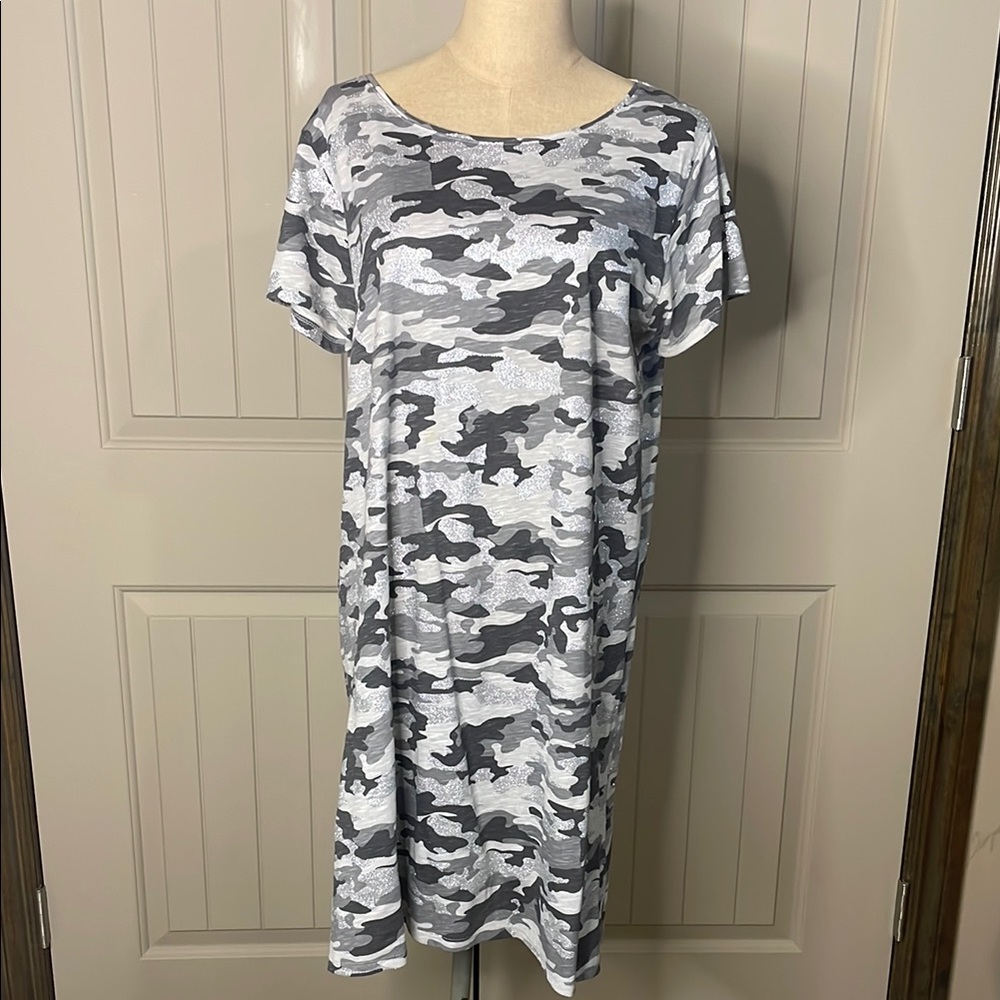Gray Sparkling Camo T-shirt Dress Crew Neck